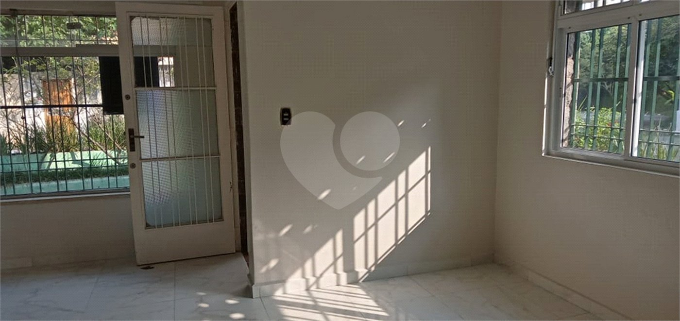 Casa à venda com 5 quartos em Vila Mariana, São Paulo, SP