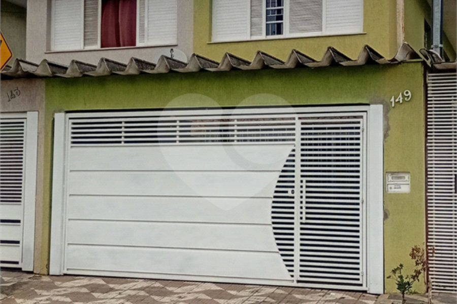 Sobrado à venda com 3 quartos, sendo 1 suíte, em Tremembé, São Paulo, SP