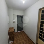 Sobrado à venda com 4 quartos em Vila Jurema, Ferraz de Vasconcelos, SP