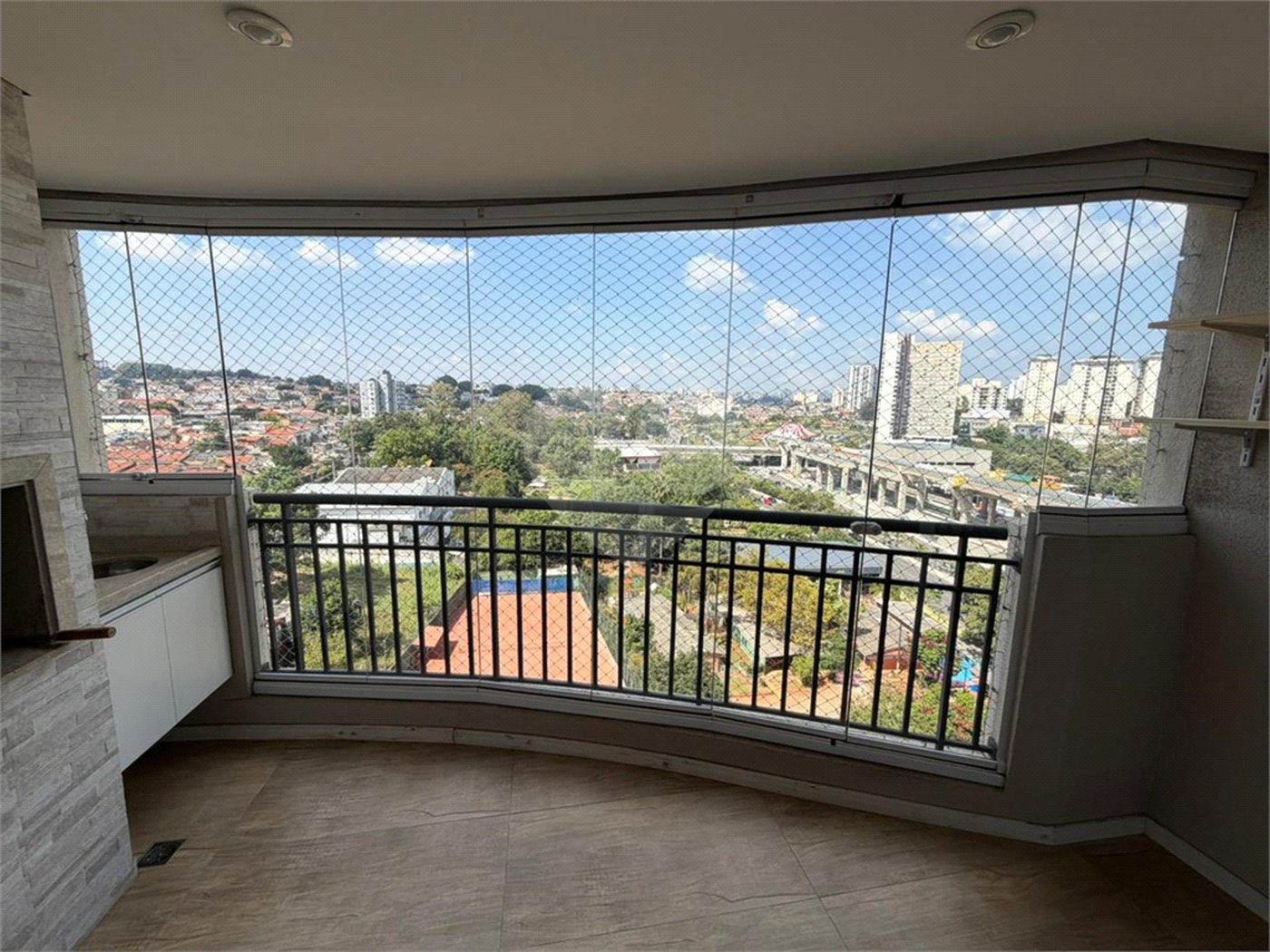 Apartamento à venda com 3 quartos, sendo 1 suíte, em Jardim Aeroporto, São Paulo, SP