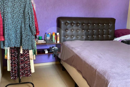 Sobrado à venda com 3 quartos, sendo 1 suíte, em Vila Augusta, Guarulhos, SP