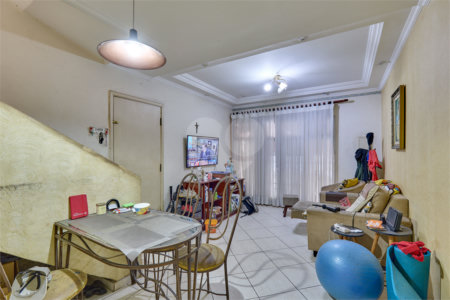 Casa à venda com 4 quartos, sendo 2 suítes, em Santo Amaro, São Paulo, SP