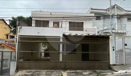 Sobrado à venda com 3 quartos em Vila Nivi, São Paulo, SP