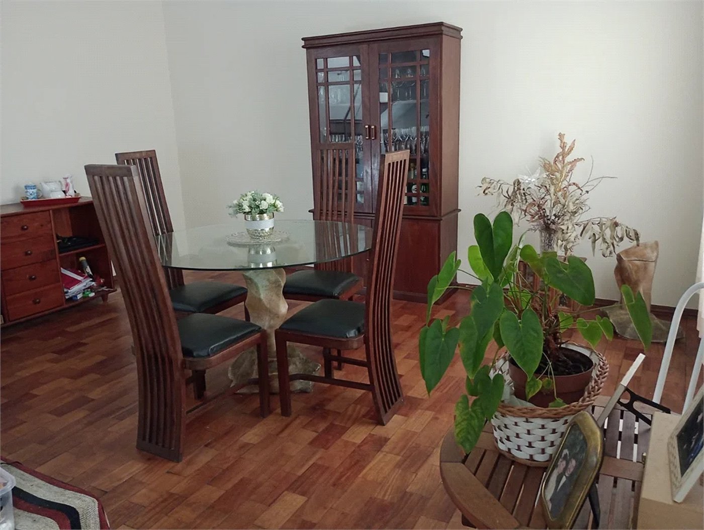 Casa à venda com 3 quartos, sendo 1 suíte,  em Jardim Caboré, São Paulo, SP