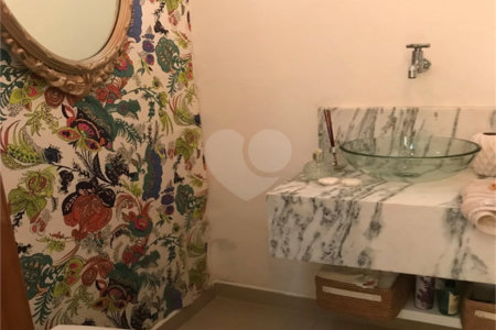 Sobrado à venda com 3 quartos, sendo 1 suíte, em Santa Teresinha, São Paulo, SP