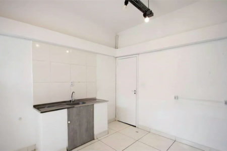 Apartamento à venda com 3 quartos, sendo 1 suíte, em Pinheiros, São Paulo, SP