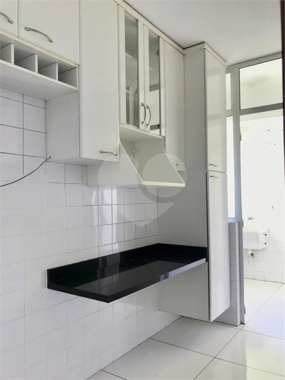 Apartamento à venda com 2 quartos em Bussocaba, Osasco, SP