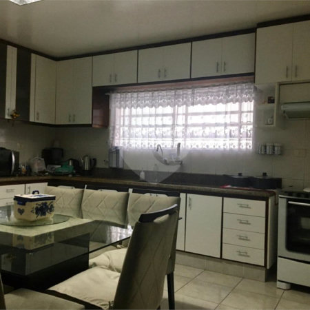 Sobrado à venda com 3 quartos em Vila Galvão, Guarulhos, SP