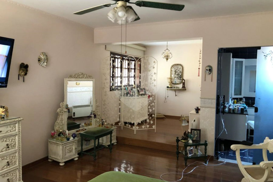 Sobrado à venda com 5 quartos, sendo 3 suítes, em Tremembé, São Paulo, SP