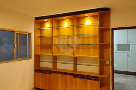 Sobrado à venda com 3 quartos, sendo 1 suíte, em Vila Paulista, São Paulo, SP