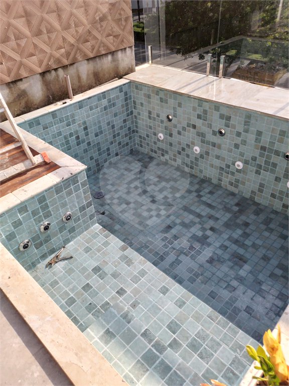 Casa à venda com 4 quartos, sendo 3 suítes,  no condomínio Real Park Tietê, Mogi das Cruzes - SP