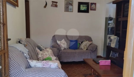 Casa à venda com 6 quartos em Jardim Maricota, Itapetininga, SP