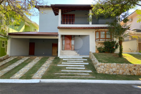 Casa à venda com 3 suítes no condomínio Villaggio Capriccio, Louveira - SP