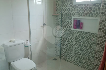 Casa à venda com 5 suítes no condomínio Village da Serra, Araçoiaba da Serra - SP