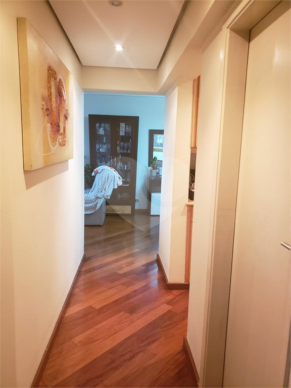 Apartamento à venda com 3 quartos, sendo 1 suíte, em Alto da Boa Vista, São Paulo, SP