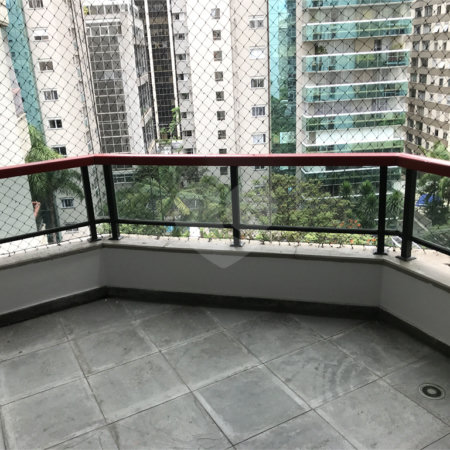 Apartamento à venda com 4 quartos, sendo 3 suítes,  em Itaim Bibi, São Paulo, SP