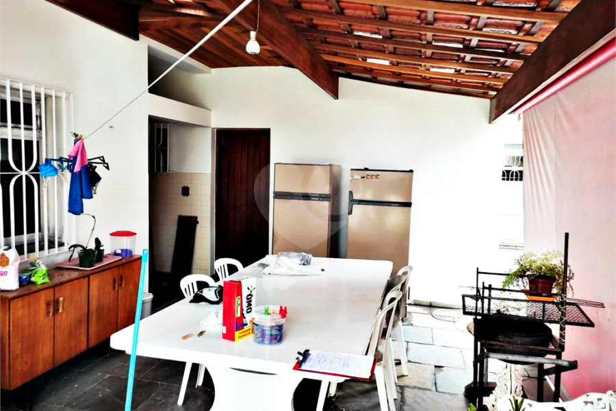 Sobrado à venda com 5 quartos, sendo 2 suítes, em Vila Nova Cachoeirinha, São Paulo, SP