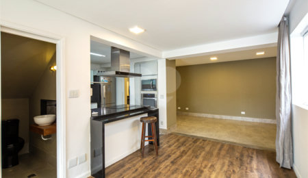 Casa à venda com 3 quartos, sendo 1 suíte, em Campo Belo, São Paulo, SP