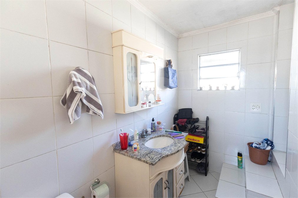 Sobrado à venda com 3 quartos, sendo 1 suíte,  em Jardim Ataliba Leonel, São Paulo, SP