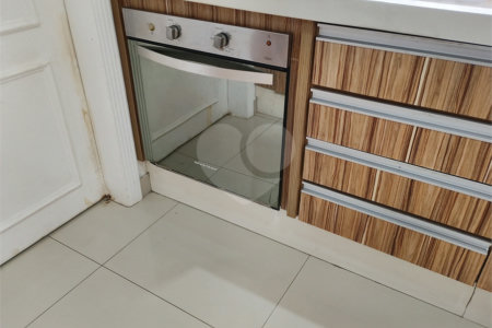 Apartamento à venda ou para alugar com 3 quartos, sendo 1 suíte,  em Real Parque, São Paulo, SP