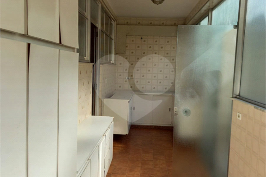 Sobrado à venda com 5 quartos, sendo 2 suítes,  em Tremembé, São Paulo, SP