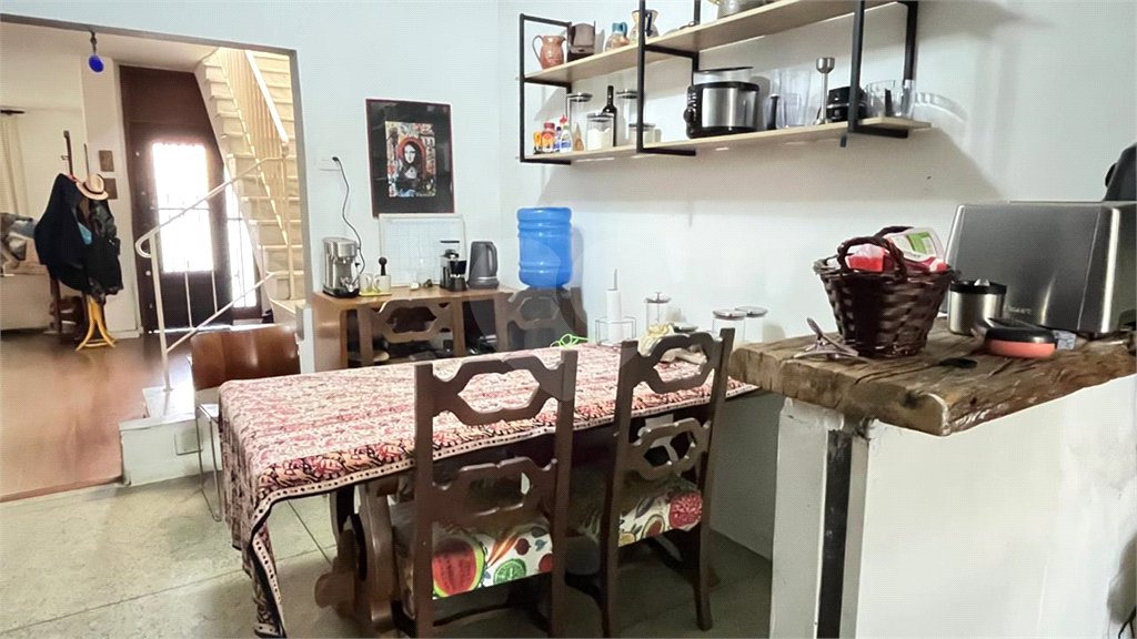 Sobrado à venda com 4 quartos, sendo 1 suíte, em Brooklin, São Paulo, SP
