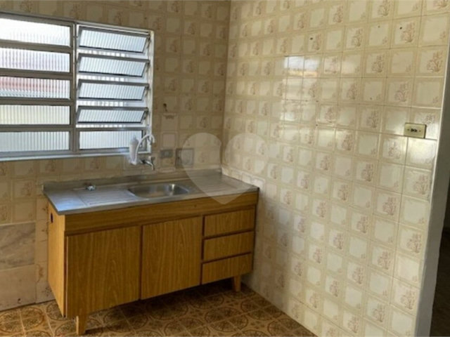 Sobrado à venda com 2 quartos em Santa Terezinha, São Paulo, SP