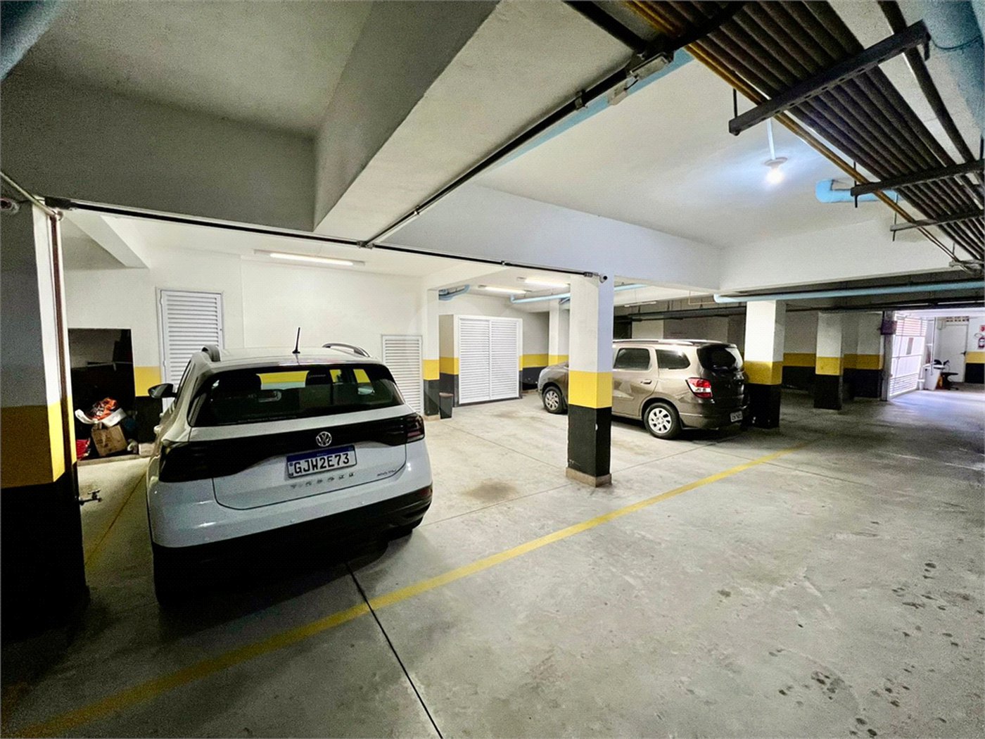Casa à venda com 3 quartos, sendo 2 suítes,  no condomínio Mirante do Vale, São Paulo - SP