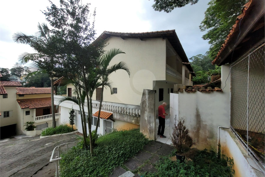 Casa de Vila para alugar com 6 quartos, sendo 4 suítes,  em Tucuruvi, São Paulo, SP