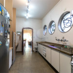 Casa à venda com 4 quartos, sendo 1 suíte, em Campo Belo, São Paulo, SP