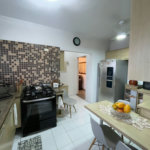 Apartamento 3 dormitórios com 2 suítes, 2 vagas demarcadas, no Embaré, Santos