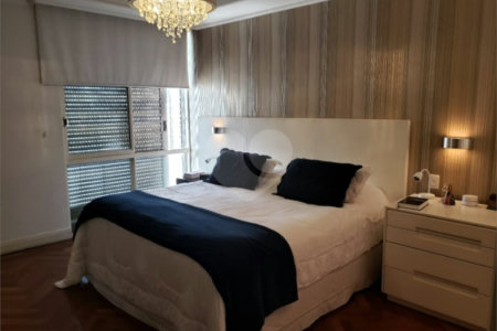 Apartamento à venda com 3 quartos, sendo 1 suíte, em Cerqueira César, São Paulo, SP