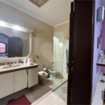 Casa à venda com 4 quartos, sendo 2 suítes, em Vila Rosália, Guarulhos, SP