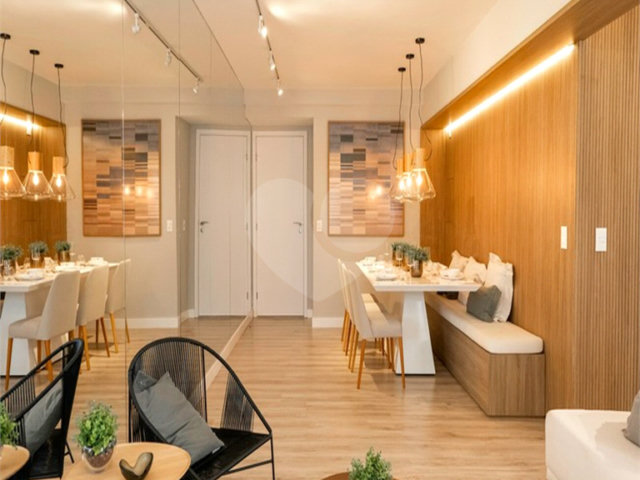 Apartamento à venda com 2 quartos, sendo 1 suíte,  em Campo Grande, São Paulo, SP