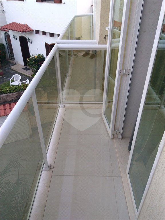 Casa à venda com 3 quartos, sendo 1 suíte,  no condomínio Conselheiro Ferraz, Rio de Janeiro - RJ