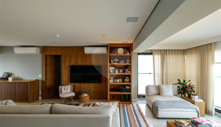 Apartamento à venda com 3 suítes em Brooklin, São Paulo, SP