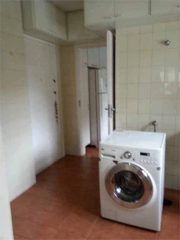 Apartamento à venda com 3 quartos, sendo 1 suíte,  em Jardim Vitória Régia, São Paulo, SP