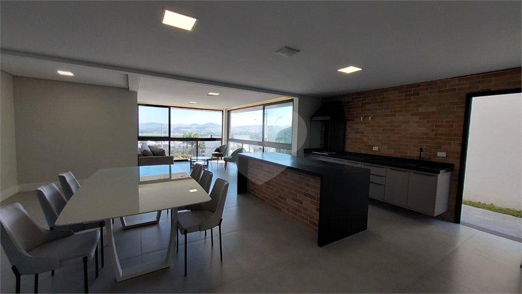 Casa à venda ou para alugar com 5 suítes no condomínio Residencial Alphaville Ii, São José dos Campos - SP