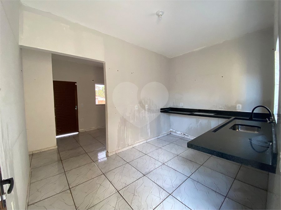 Casa Térrea à venda com 2 quartos em Petrópolis, Várzea Grande, MT