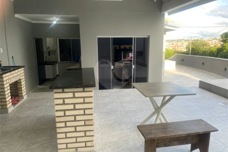 Casa à venda com 4 quartos, sendo 1 suíte, no condomínio Horto Florestal II, Sorocaba - SP