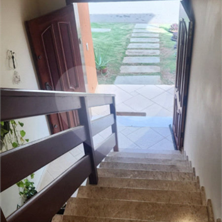 Casa à venda com 4 quartos, sendo 2 suítes, no condomínio Delle Stelle, Louveira - SP