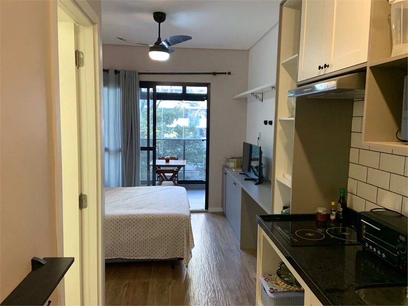 Apartamento à venda ou para alugar com 1 quarto em Pinheiros, São Paulo, SP