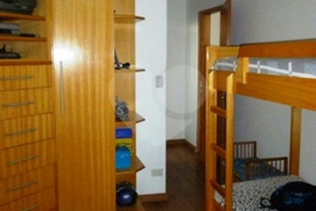 Sobrado à venda com 3 suítes em Vila Medeiros, São Paulo, SP