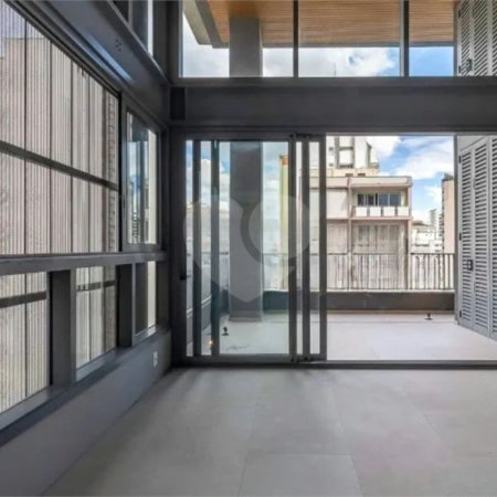Apartamento à venda ou para alugar com 1 suíte em Cerqueira César, São Paulo, SP