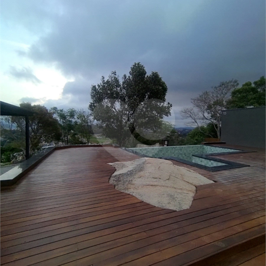 Casa à venda com 3 suítes no condomínio La Reserva Residencial, Atibaia - SP