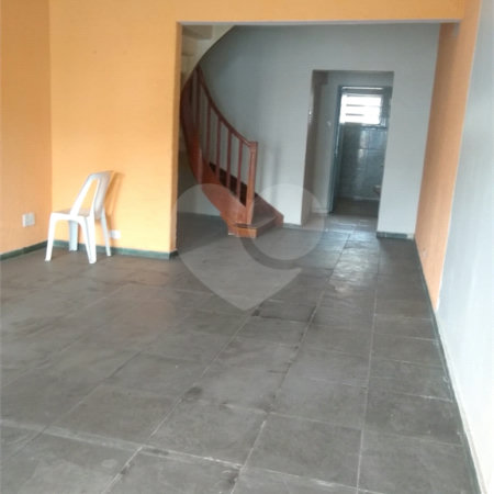 Sobrado à venda ou para alugar com 2 quartos, sendo 1 suíte, em Santana, São Paulo, SP