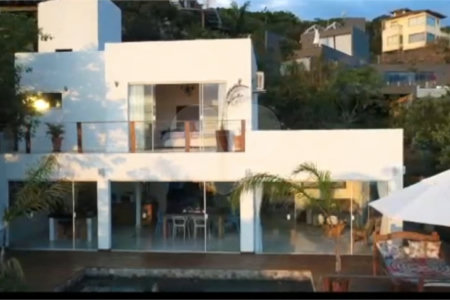 Casa à venda com 4 quartos, sendo 2 suítes,  em Albatroz, Armação dos Búzios, RJ