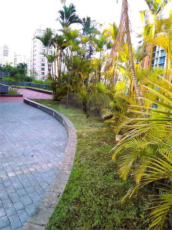 Apartamento à venda com 4 suítes em Vila Andrade, São Paulo, SP