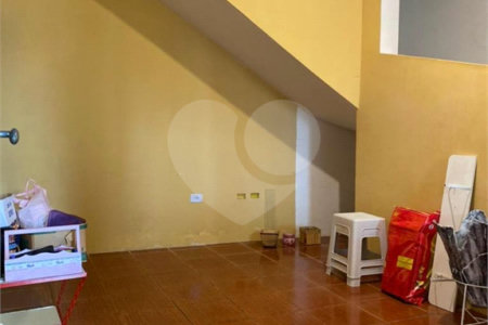 Casa à venda com 2 quartos, sendo 1 suíte, no Centro, Araçoiaba da Serra, SP