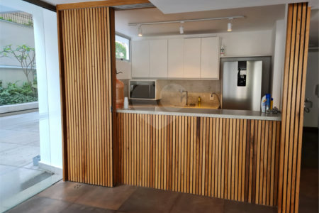 Apartamento à venda com 3 suítes em Cerqueira César, São Paulo, SP